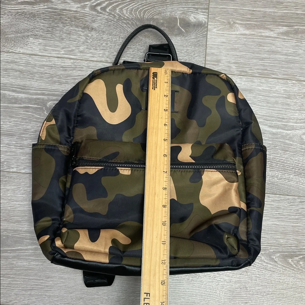 Badgley Mischka Camo Camouflage Laptop Backpack Khaki Green Brown Black